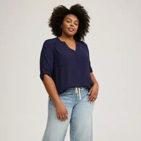 NWT Torrid Blue Harper Top - Picture 4 of 6